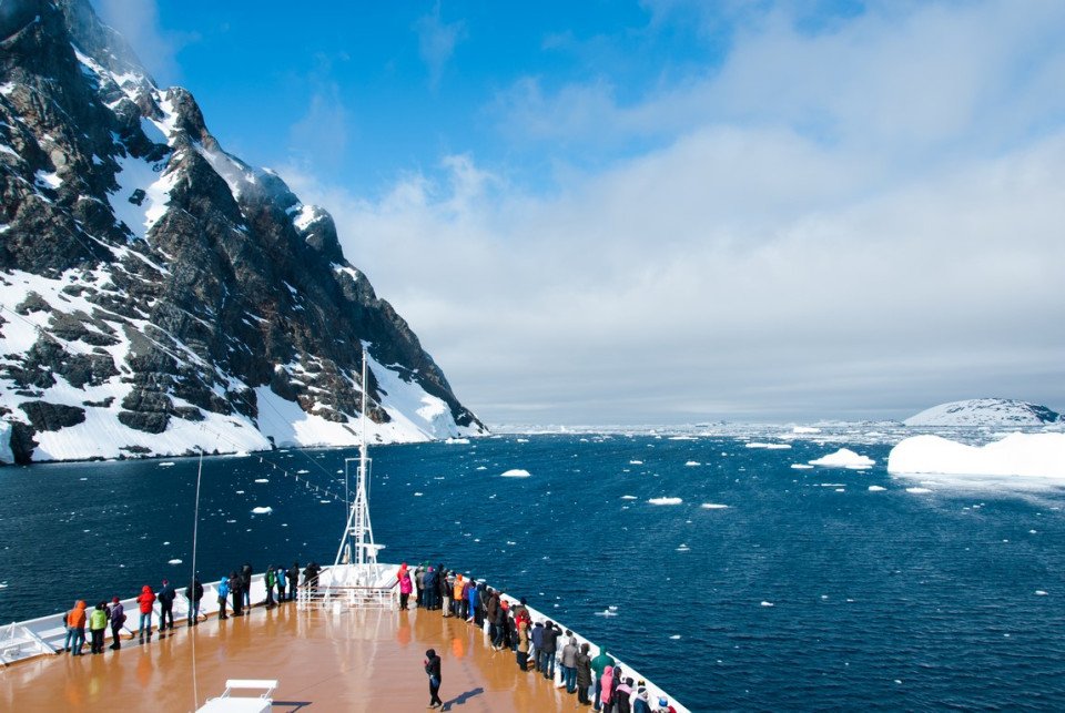 Celebrity Eclipse ile Güney Amerika ve Antarktika cruise gemi turları