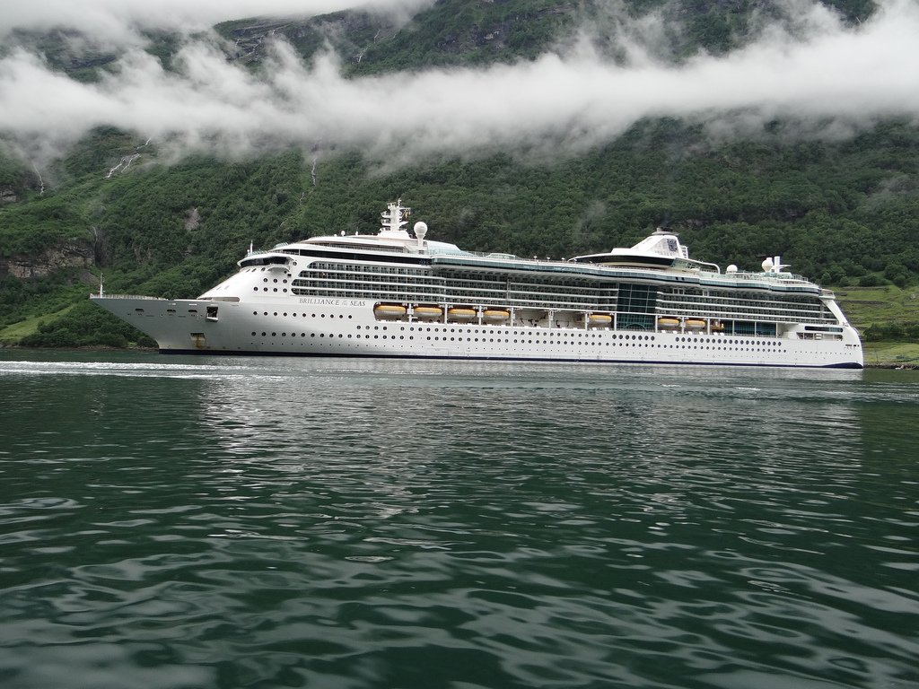 Brilliance of the Seas ile Büyük Britanya Kıyıları Paket Gemi Turu cruise gemi turları