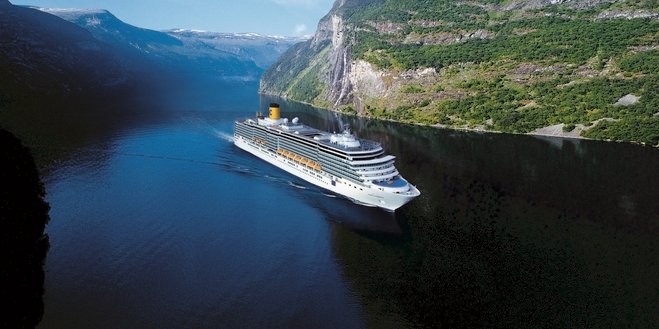 Costa Fascinosa ile Norveç Fiyortları ve Olden cruise gemi turları